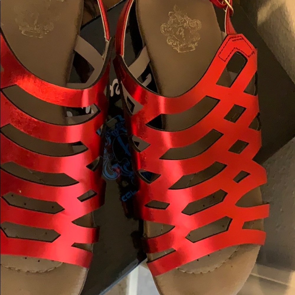 Red metallic Sandals - Picture 3 of 4